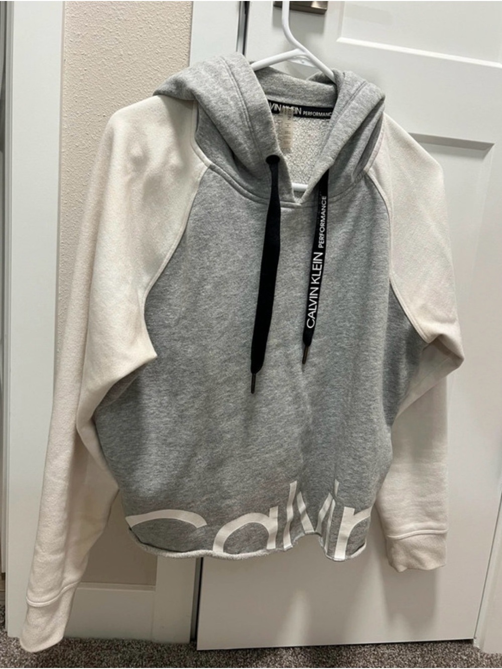 Womenβs Calvin Klein Cropped Hoodie